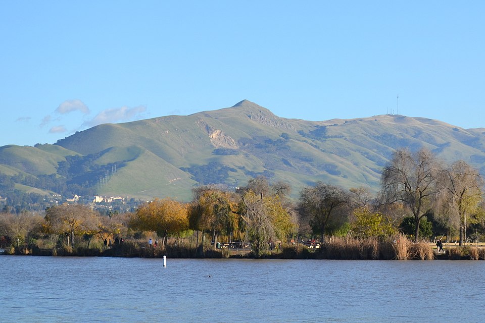 Mission Peak rising above Lake Elizabeth in Fremont Central Park